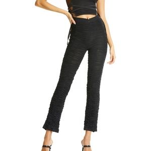 I am Gia Ophelia Pant